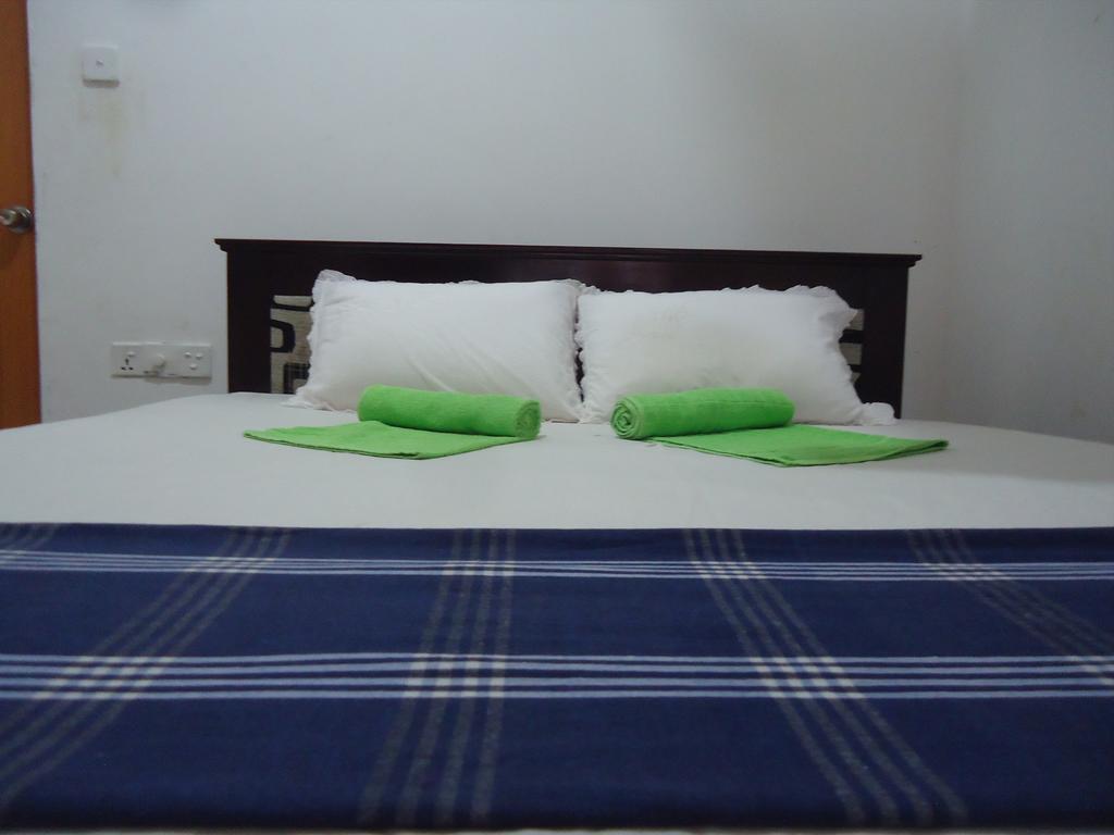 Yoho Blue Lotus Guest Mirissa Hotel Bagian luar foto