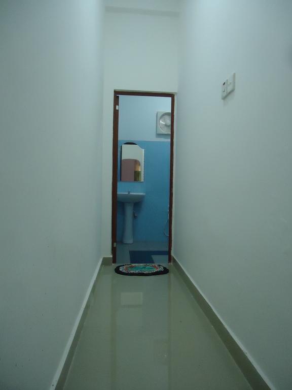 Yoho Blue Lotus Guest Mirissa Hotel Bagian luar foto