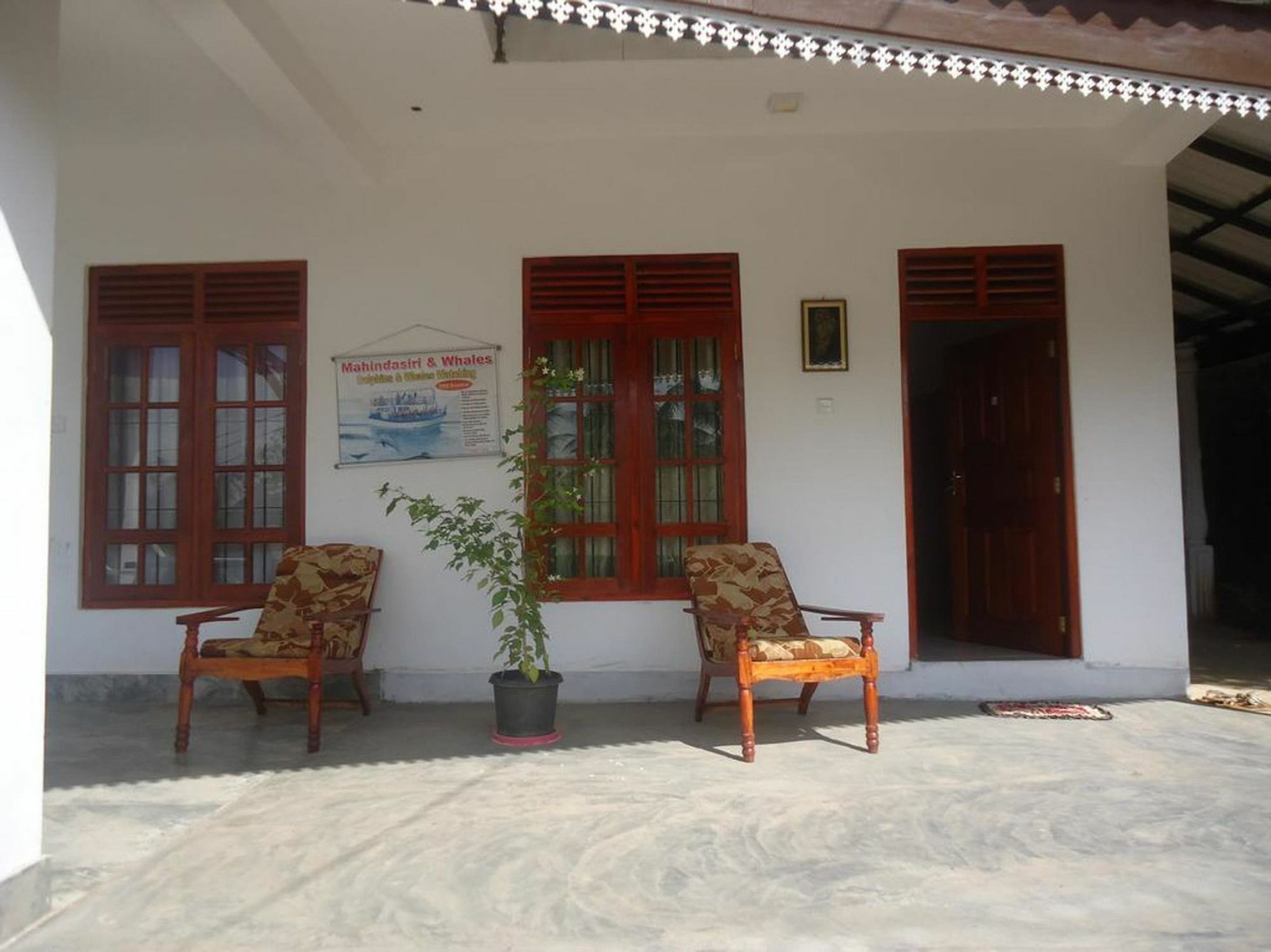Yoho Blue Lotus Guest Mirissa Hotel Bagian luar foto